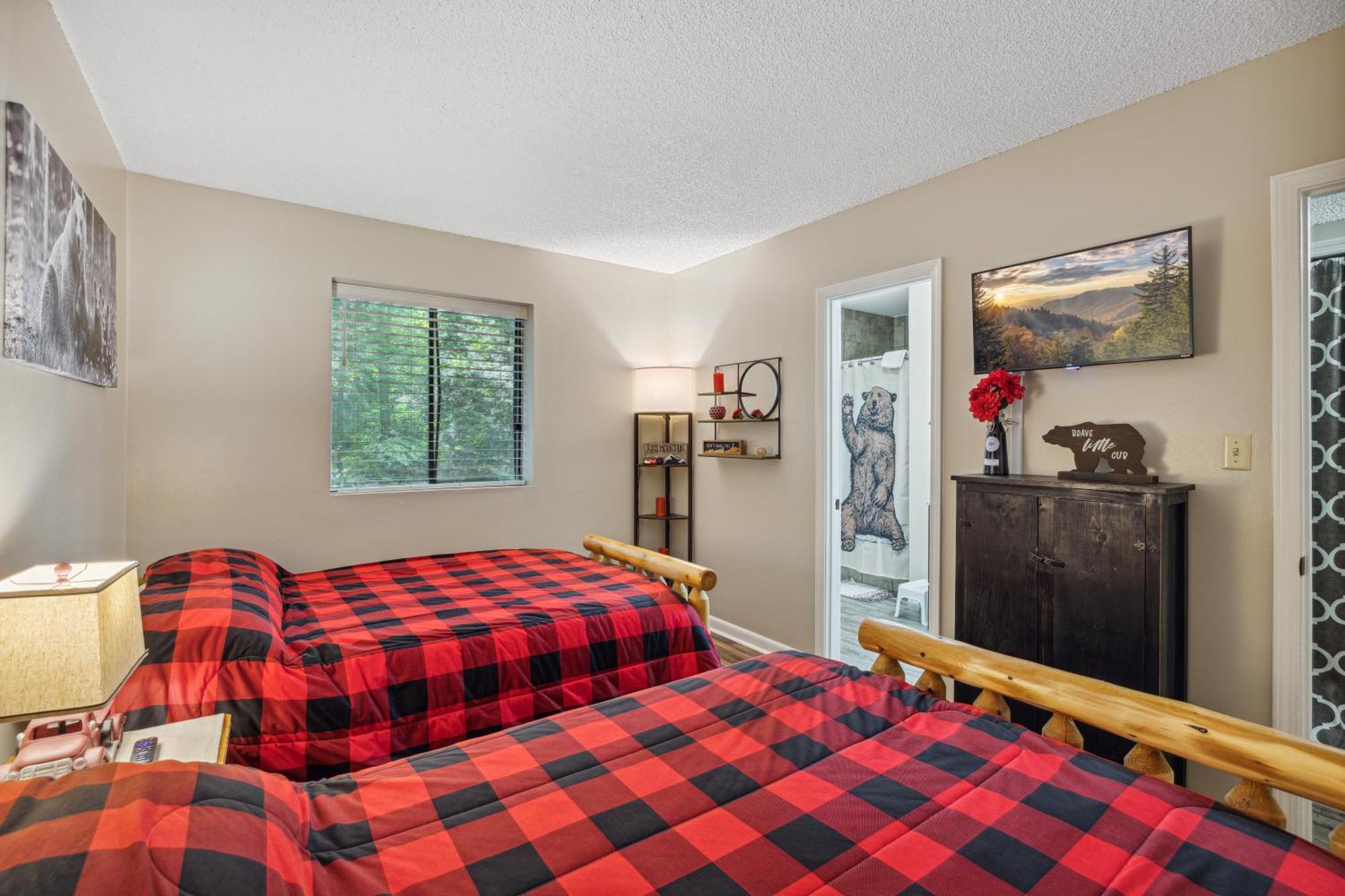 Obear Mountain Is A Newly Updated Condo In Chalet Village Of Gatlinburg! Luaran gambar