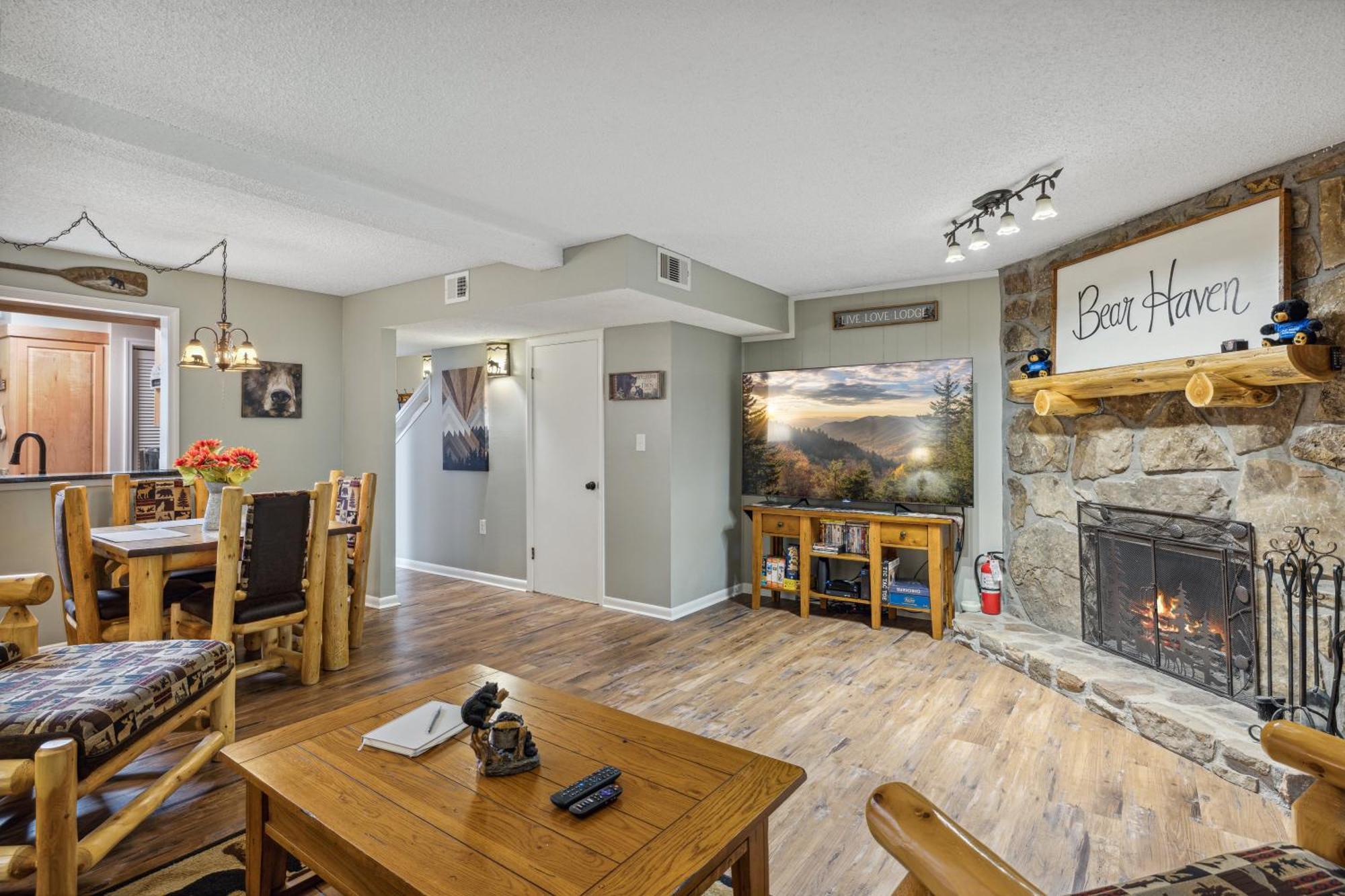 Obear Mountain Is A Newly Updated Condo In Chalet Village Of Gatlinburg! Luaran gambar