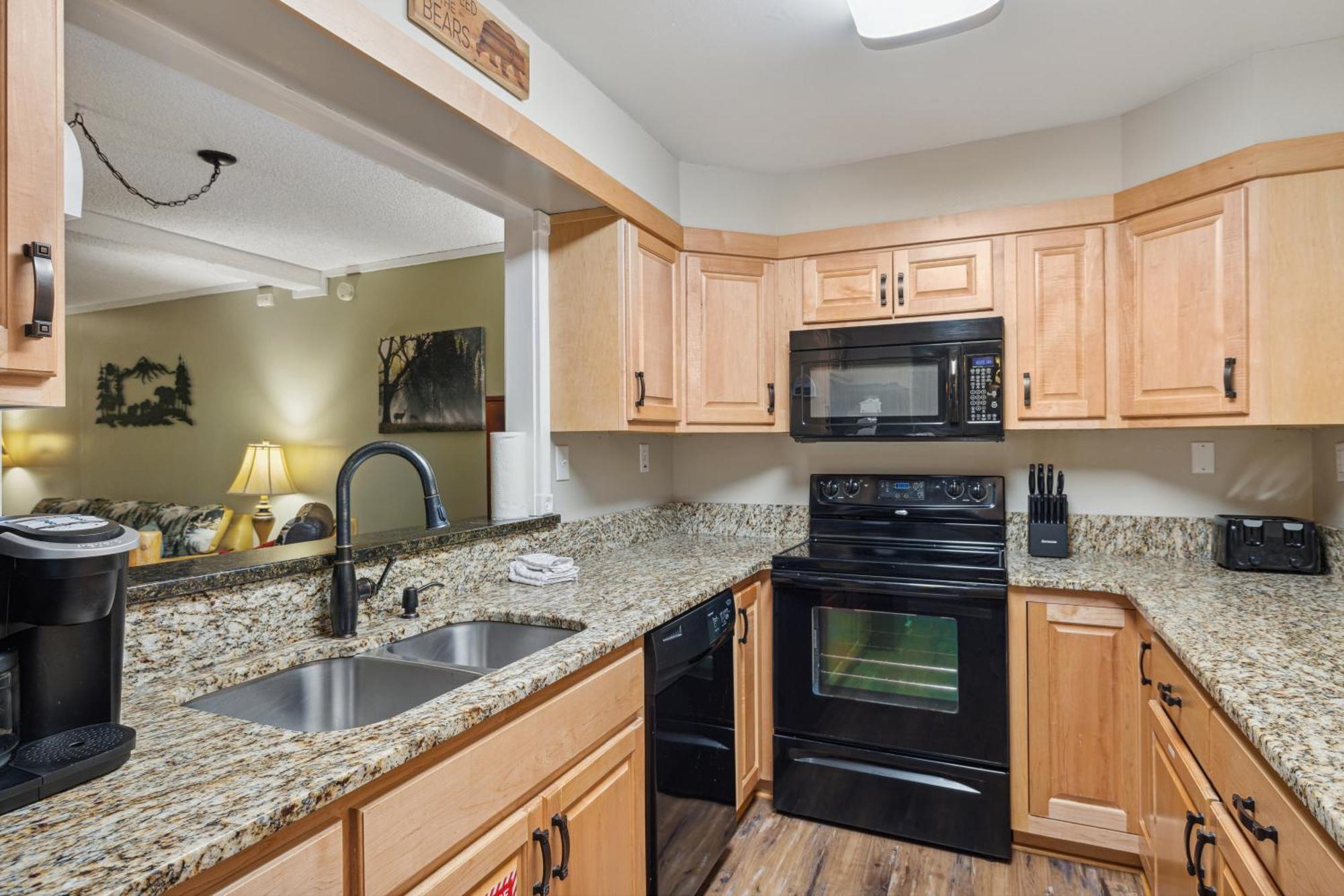 Obear Mountain Is A Newly Updated Condo In Chalet Village Of Gatlinburg! Luaran gambar