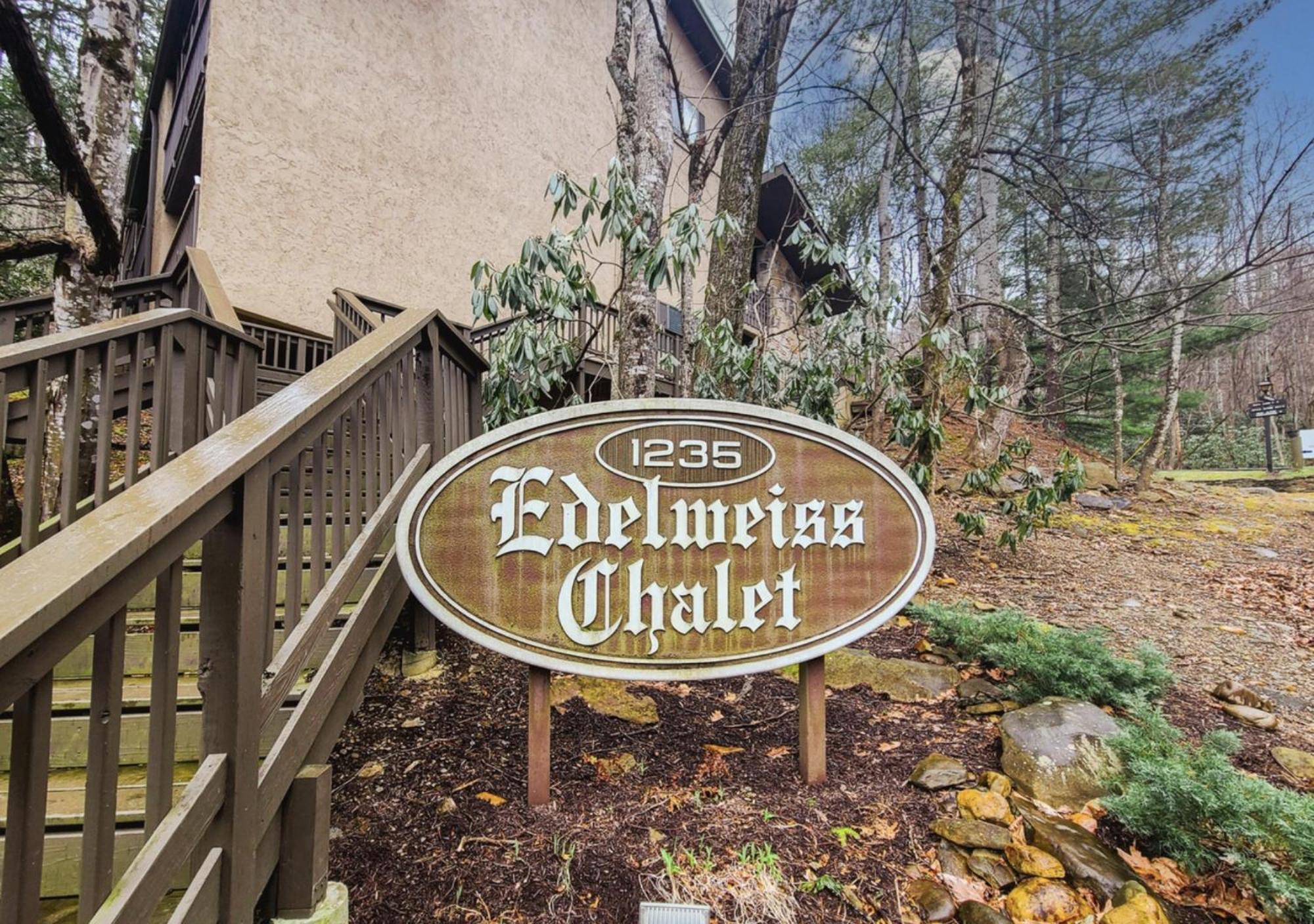 Obear Mountain Is A Newly Updated Condo In Chalet Village Of Gatlinburg! Luaran gambar